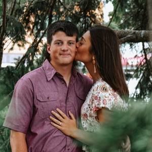 Meet your Posher, Chloe